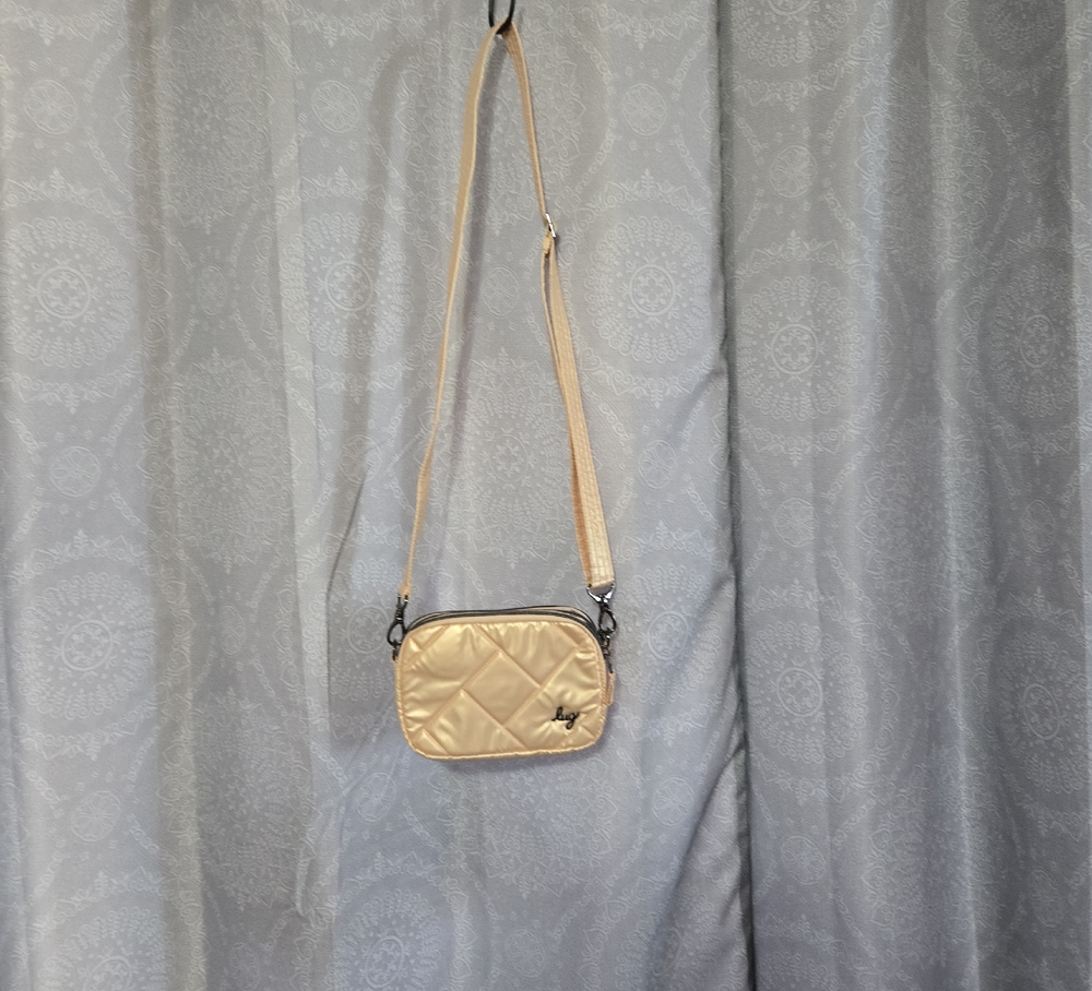 Elegant Cream Quilted Crossbody Bag